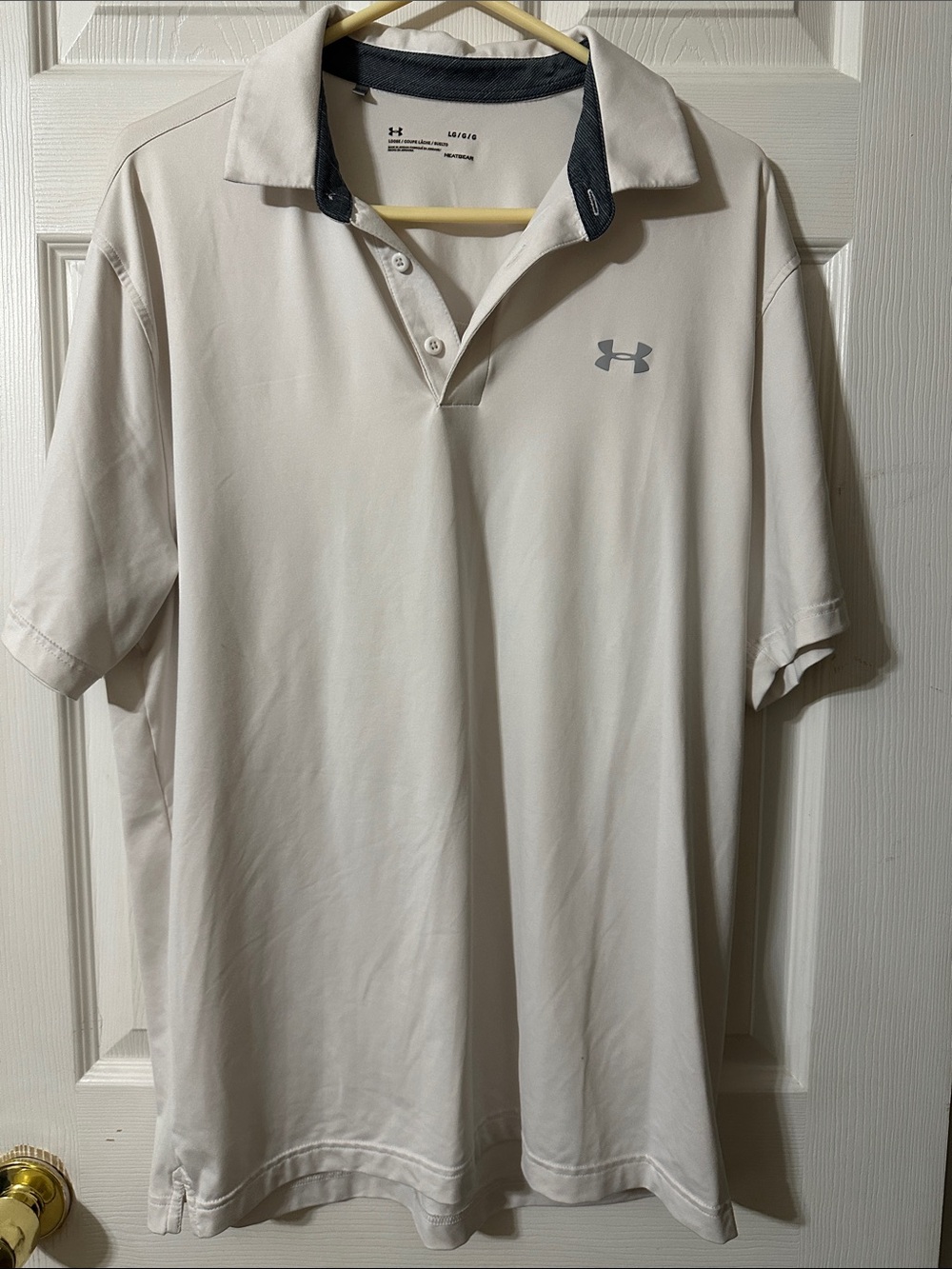 Under Armour Men’s Polo Shirt in Off-White with Gray Logo
